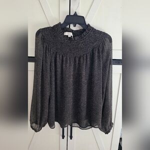 LOFT Women's Black and White Patterned Blouse